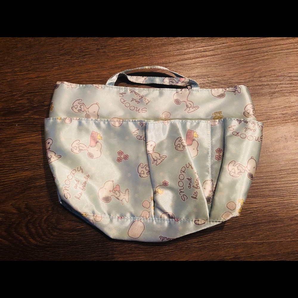 Small Pastel Snoopy Satin Handbag from JAPAN 🇯🇵